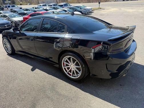 2016 Dodge Charger SRT Hellcat