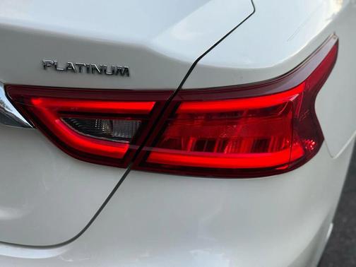 2016 Nissan Maxima 3.5 Platinum