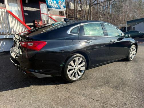 Mosaic Black Metallic 2017 Chevrolet Malibu Premier