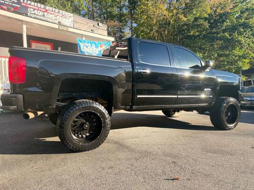 2017 Chevrolet Silverado 1500 High Country