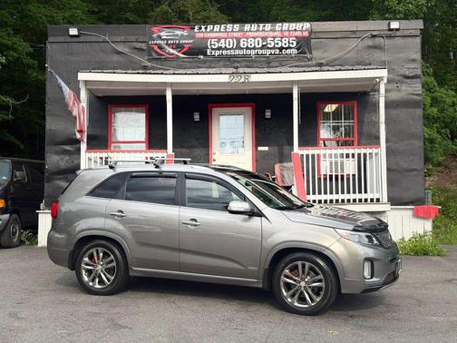 Titanium Silver 2015 Kia Sorento SX