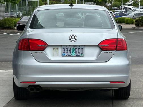 Frost Silver Metallic 2013 Volkswagen Jetta SE