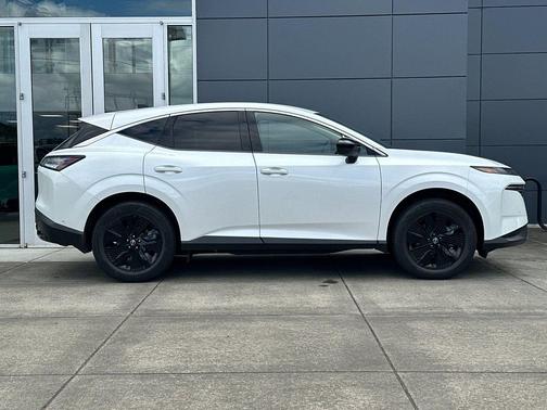 Everest White Pearl Tricoat 2025 Nissan Murano SV