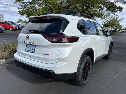 2025 Nissan Rogue Rock Creek