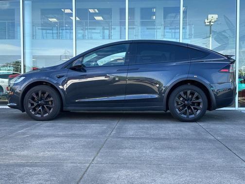 Stealth Grey 2024 Tesla Model X Long Range