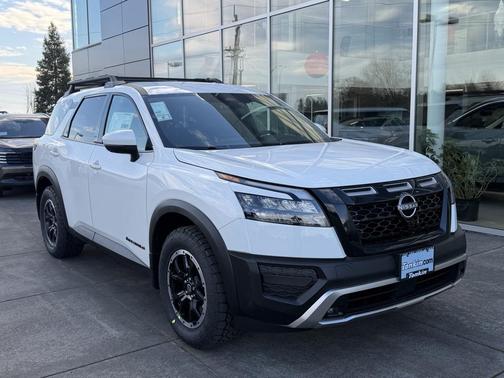 2025 Nissan Pathfinder Rock Creek 4WD
