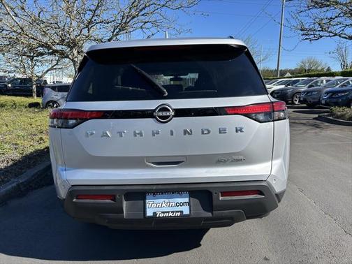 2024 Nissan Pathfinder SV 4WD