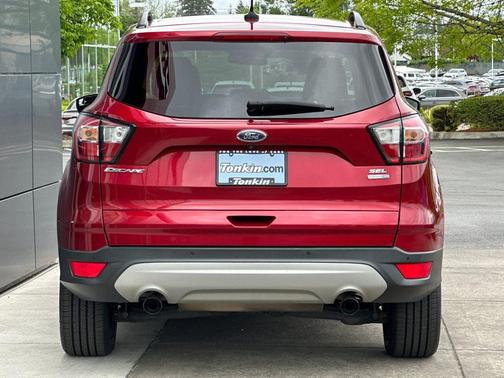 Ruby Red Metalic 2018 Ford Escape SEL