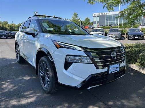 2025 Nissan Rogue Platinum