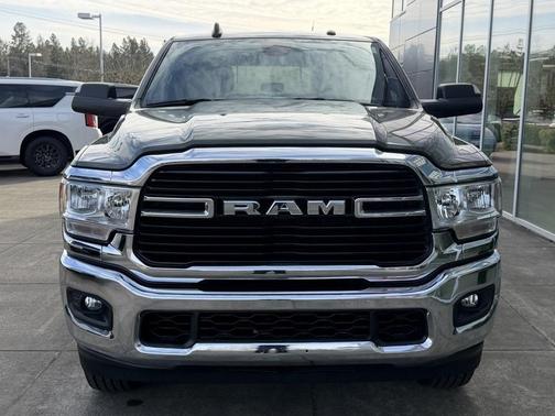 2021 RAM 2500 Big Horn Crew Cab 4x4 6'4' Box