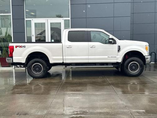 2017 Ford F-350 Lariat