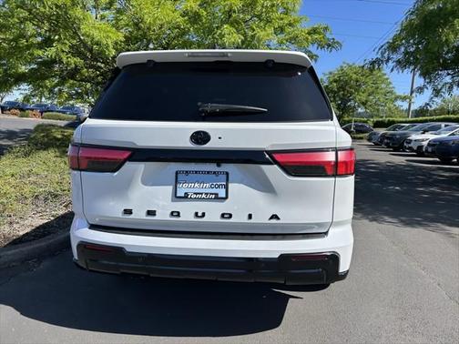 2025 Toyota Sequoia Platinum