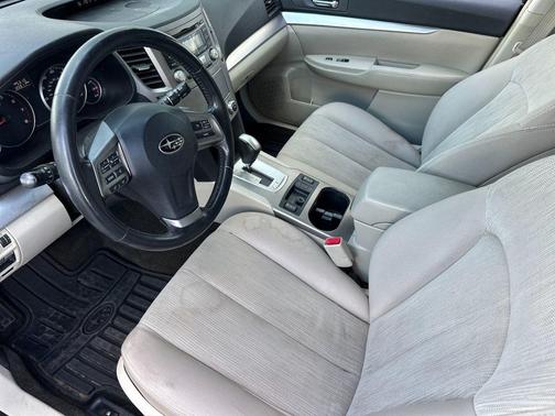Crystal Black Silica 2013 Subaru Outback 2.5i Premium