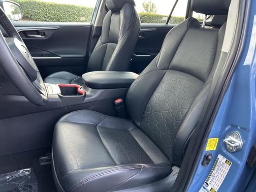 2022 Toyota RAV4 TRD Off Road