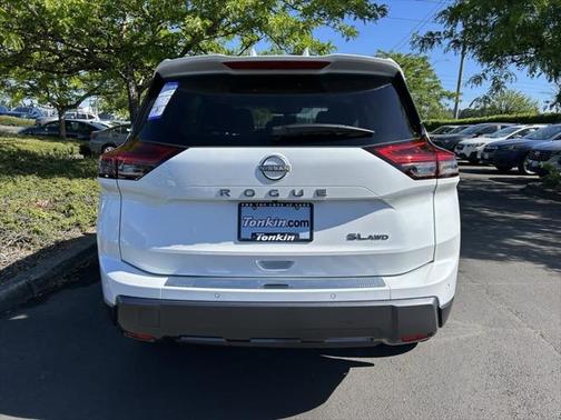 2025 Nissan Rogue SL