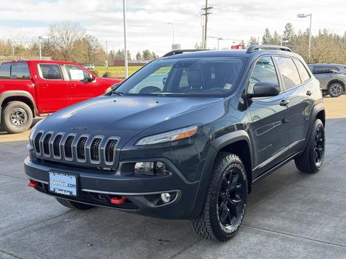 2018 Jeep Cherokee Trailhawk