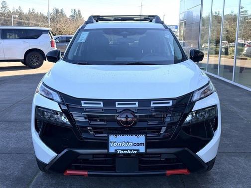 Everest White Pearl Tricoat 2026 Nissan Rogue Rock Creek