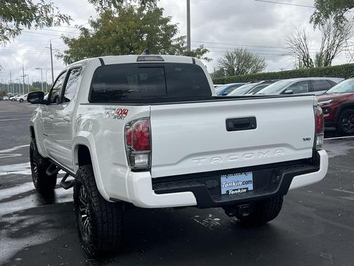 2020 Toyota Tacoma TRD Sport