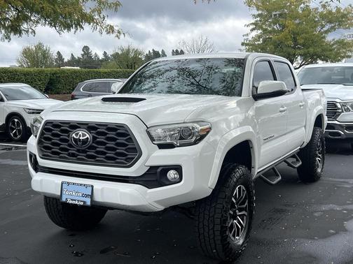 2020 Toyota Tacoma TRD Sport