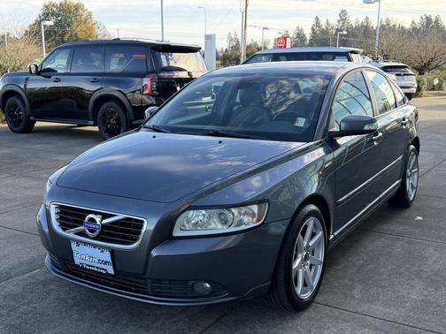 2011 Volvo S40 T5