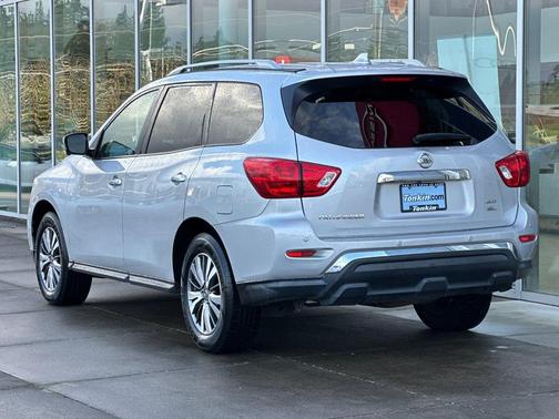 Brilliant Silver Metallic 2020 Nissan Pathfinder SL 4WD