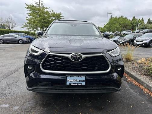 2021 Toyota Highlander LE