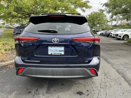 2021 Toyota Highlander LE