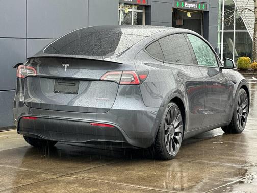 2021 Tesla Model Y Performance Dual Motor All-Wheel Drive