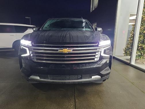 2023 Chevrolet Suburban 4WD High Country