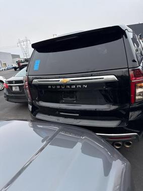 2023 Chevrolet Suburban 4WD High Country