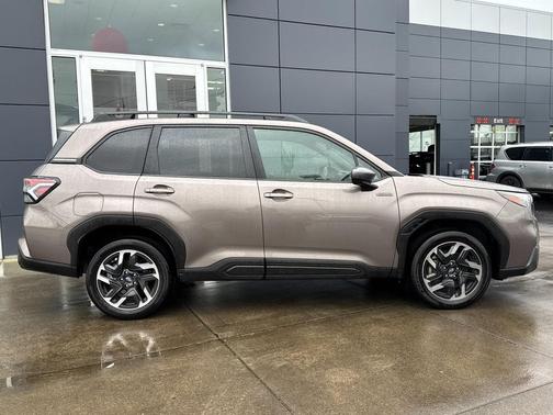 2025 Subaru Forester Hybrid Premium