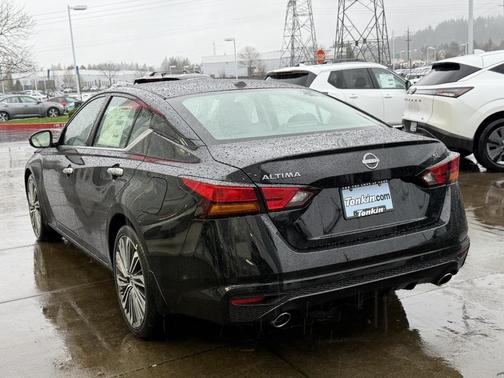 2025 Nissan Altima 2.5 SL