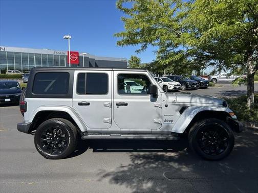 2023 Jeep Wrangler 4xe Sahara