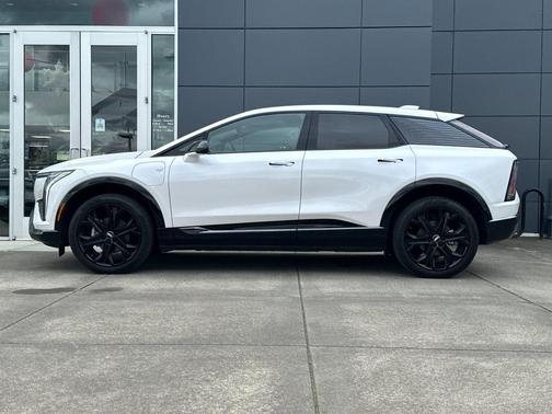 2025 Cadillac OPTIQ Sport 1 AWD