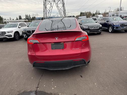 2021 Tesla Model Y Long Range Dual Motor All-Wheel Drive