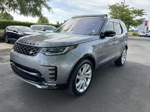 2022 Land Rover Discovery P360 S R-Dynamic