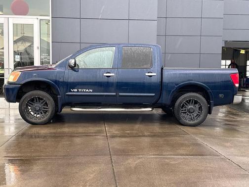2008 Nissan Titan LE Crew Cab
