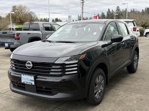 Super Black 2026 Nissan Kicks S