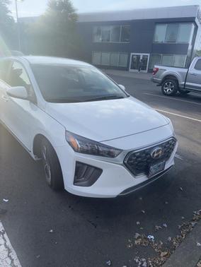 2021 Hyundai IONIQ Plug-In Hybrid SEL