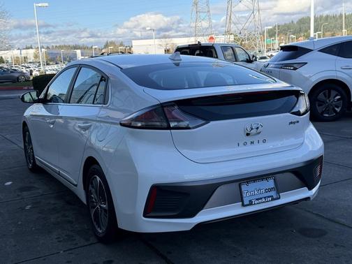2021 Hyundai IONIQ Plug-In Hybrid SEL