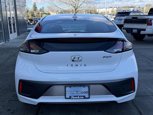 2021 Hyundai IONIQ Plug-In Hybrid SEL