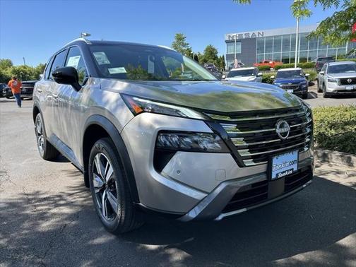 2025 Nissan Rogue SL