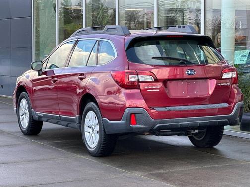 Crimson Red Pearl 2018 Subaru Outback 2.5i