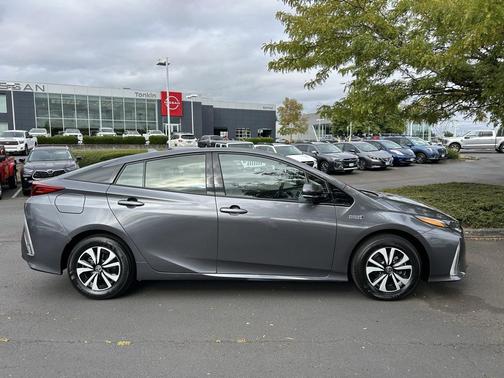 2018 Toyota Prius Prime Premium