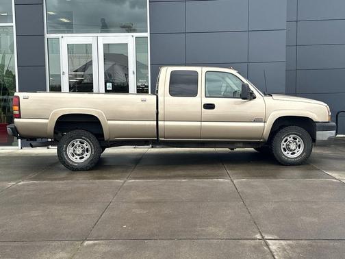 Sandstone Metallic 2004 Chevrolet Silverado 3500 LT Extended Cab