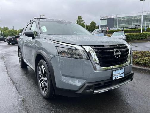 2025 Nissan Pathfinder Platinum 4WD