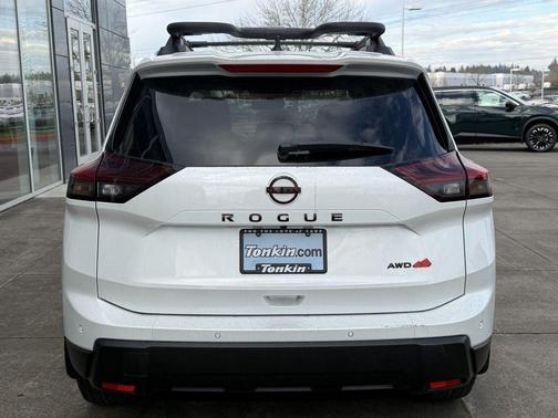 Everest White Pearl Tricoat 2026 Nissan Rogue Rock Creek