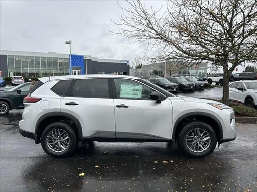 2025 Nissan Rogue S