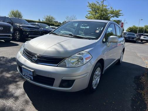 2012 Nissan Versa 1.8 S