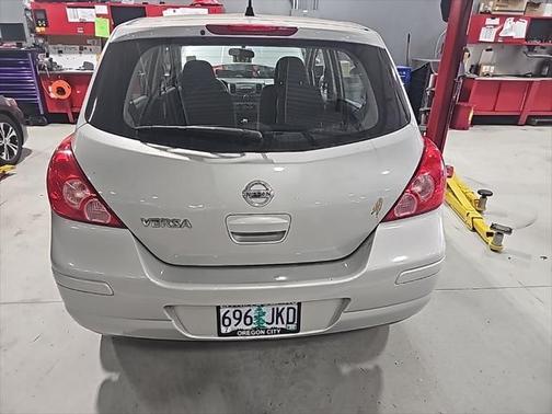 2012 Nissan Versa 1.8 S